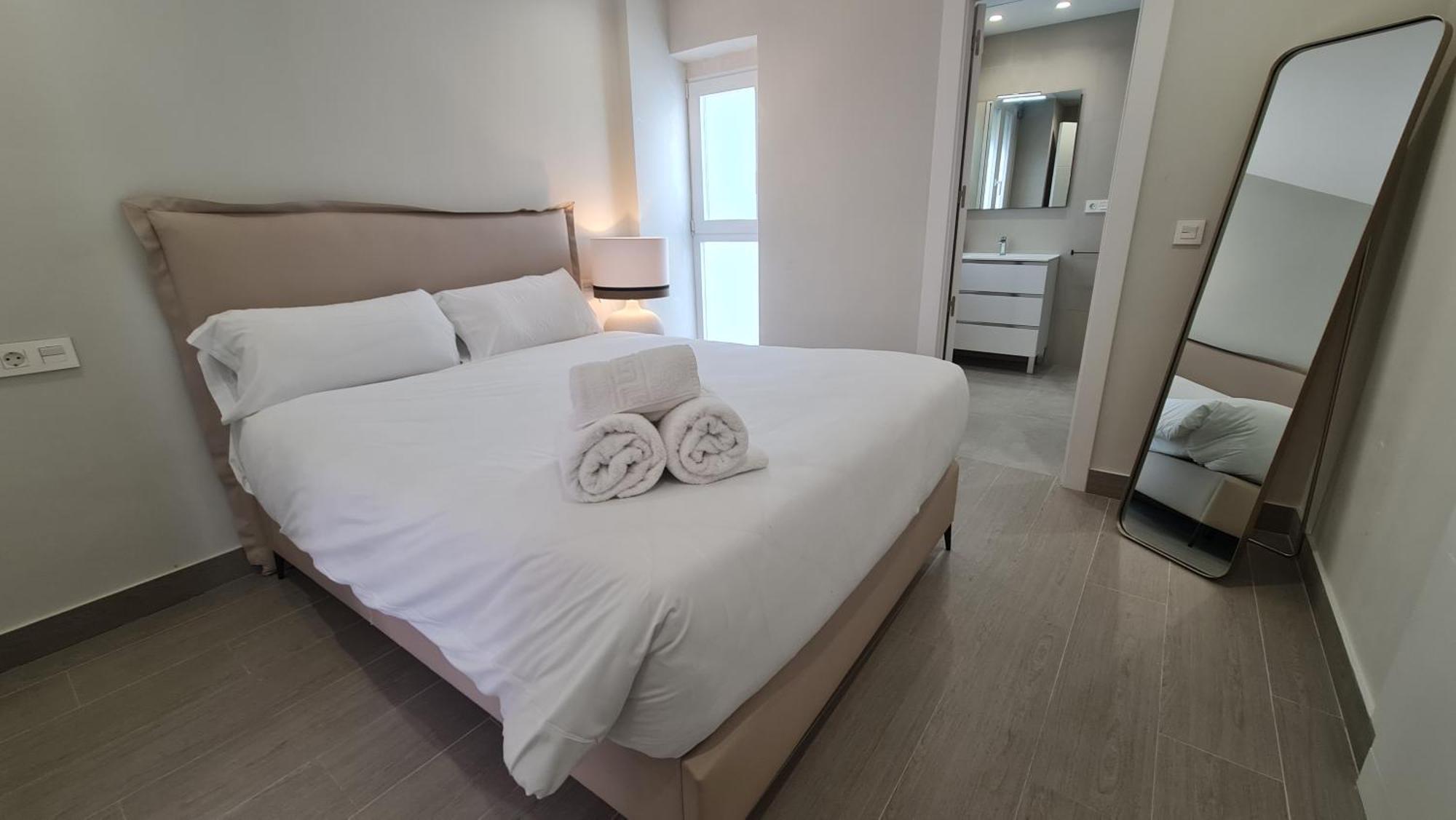 Navas Penthouse 301 By Florentia Homes Granada Dış mekan fotoğraf