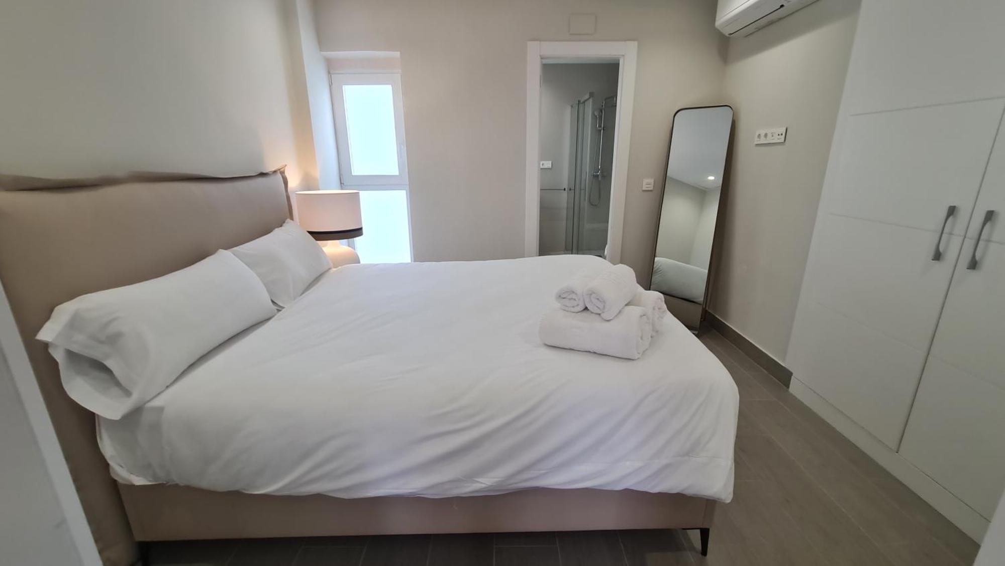 Navas Penthouse 301 By Florentia Homes Granada Dış mekan fotoğraf